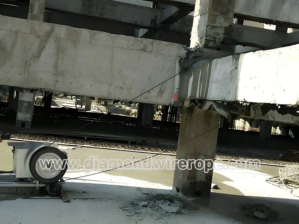 Building demolition by diamond rope saw Diamond rope&nbsp;concrete for cutting concrete